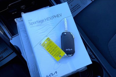 2023 Kia Sportage Hybrid LX