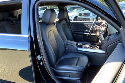 2023 Mercedes-Benz GLB GLB 250