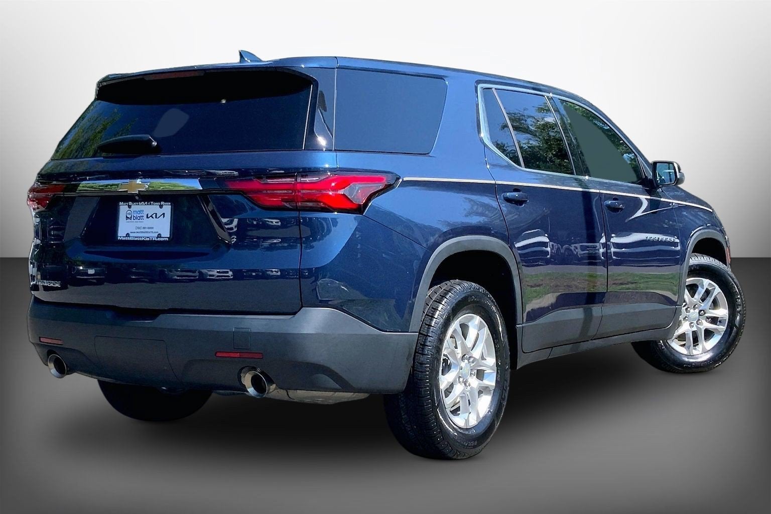 2022 Chevrolet Traverse LS