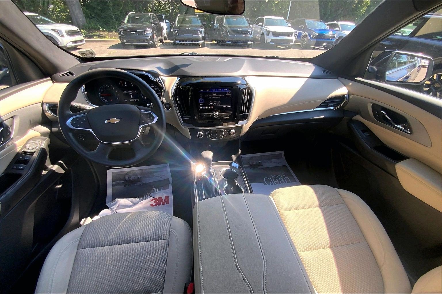 2022 Chevrolet Traverse LS