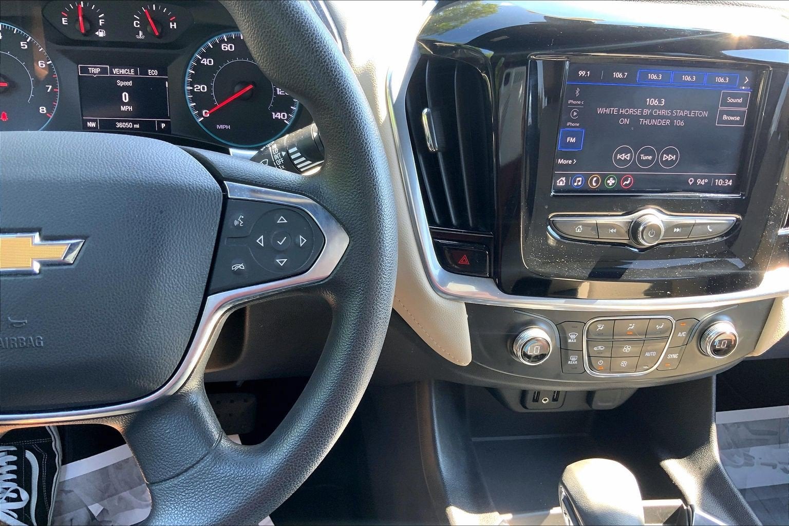 2022 Chevrolet Traverse LS