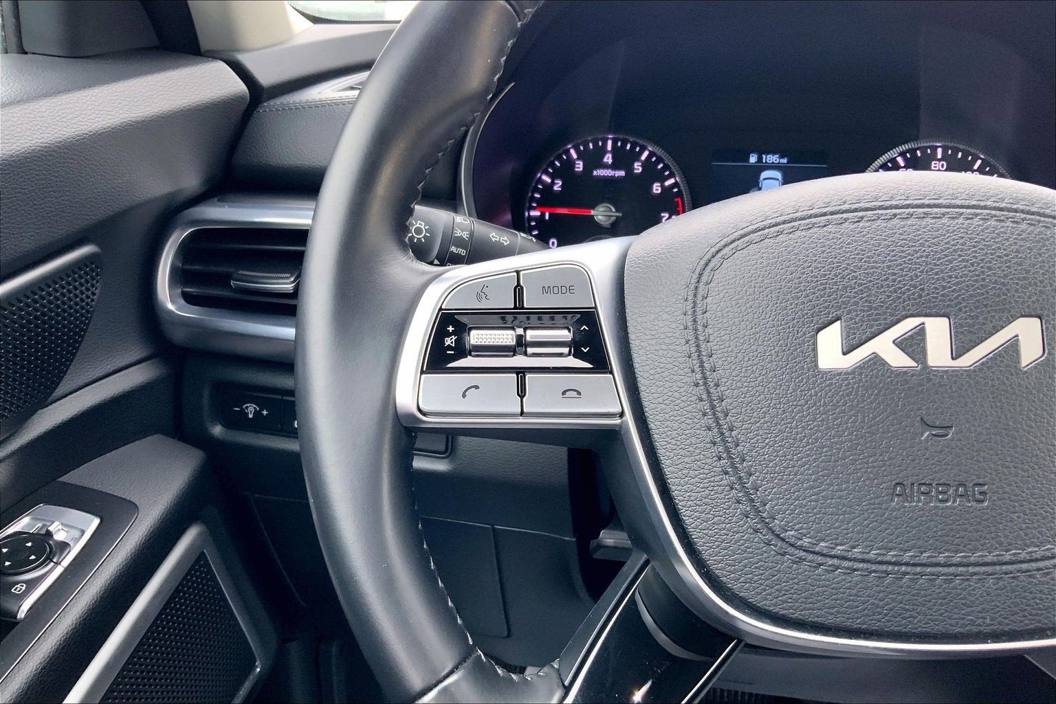 2022 Kia Telluride S