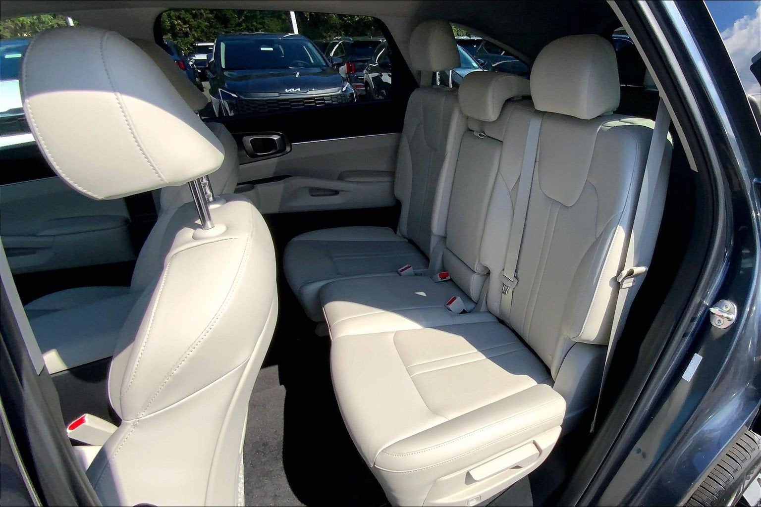 2023 Kia Sorento S